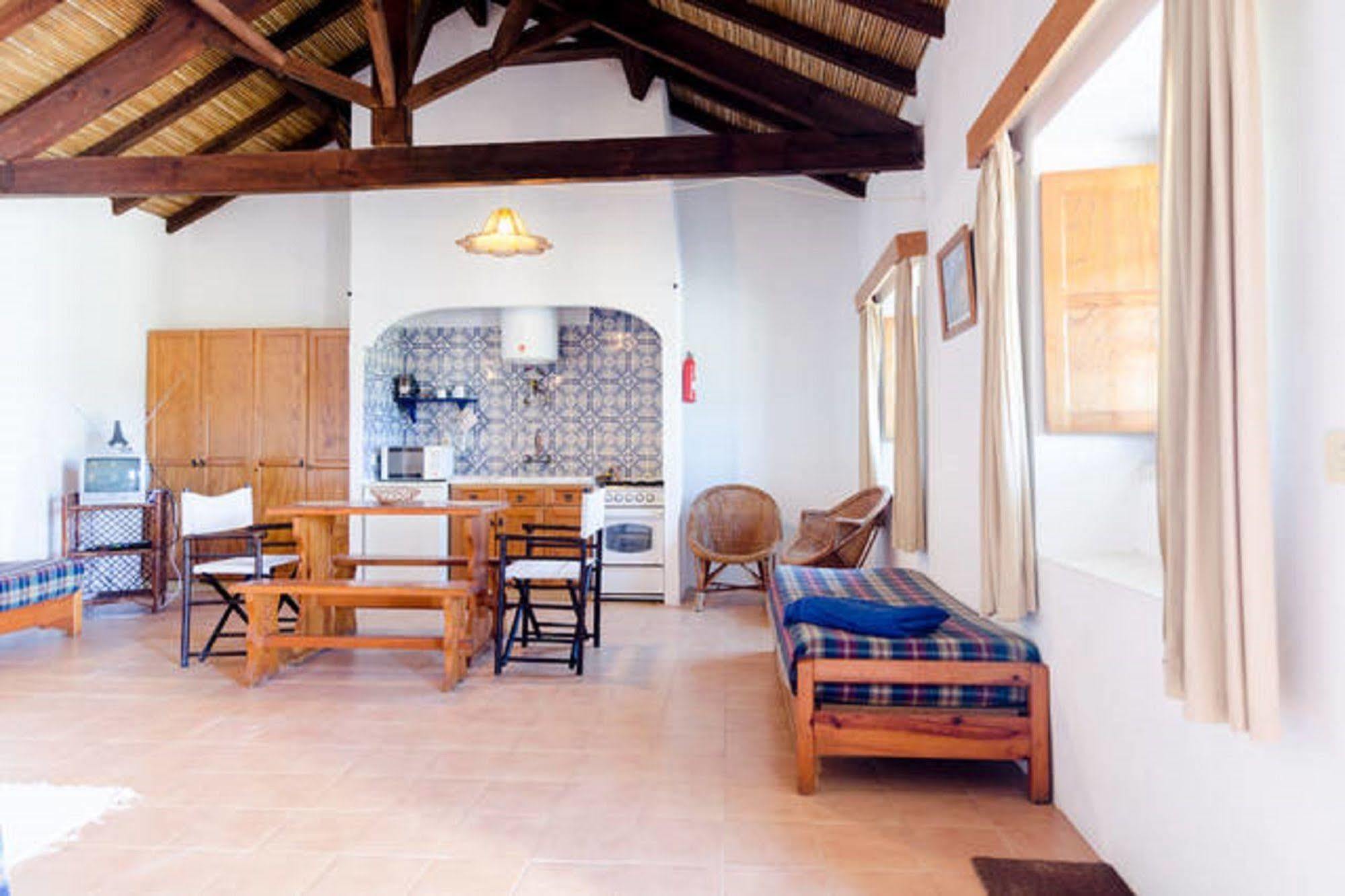 בית הארחה אלבופיירה 	Quinta Do Lagar - By Portugalferias מראה חיצוני תמונה